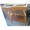 Image 2 : 2 DRAWER 3 DOOR CABINET, NEEDS TOP