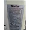 Image 2 : DANBY WINDOW MOUNT AIR CONDITIONER