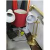 Image 1 : 4 SMALL LAMPS