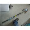 Image 1 : YARDWORKS SHOVEL
