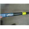 Image 2 : YARDWORKS SHOVEL