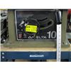 Image 2 : DELTA 10" TABLE SAW WITH STAND