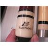 Image 2 : 2 PIECE POOL CUE IN BAG