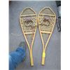 Image 1 : PAIR OF SNOWSHOES