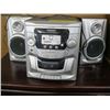 Image 1 : MAGNASONIC SMALL STEREO, ONLY RADIO WORKS