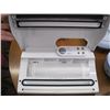 Image 2 : FOOD SAVER V1060 VACUUM SEALER