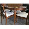 Image 2 : DINING TABLE WITH 4 UPHOLSTERED SEAT CHAIRS