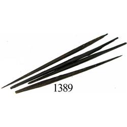 Lot of 4 straight steel needles.