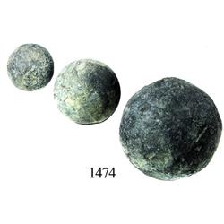 Lot of 3 large lead cannonballs(?).