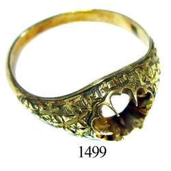 Gold ring with socket for gemstone.