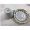 Image 17 : Fine China Tea Cups & 4 x 8" plates