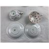 Image 3 : Fine China Tea Cups & 4 x 8" plates