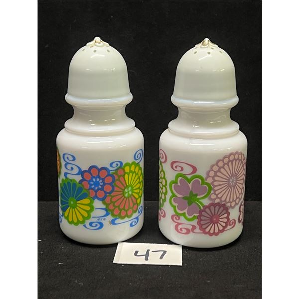Vintage Bright Flowers Retro Avon Salt & Pepper Shakers Approx 4.5"T