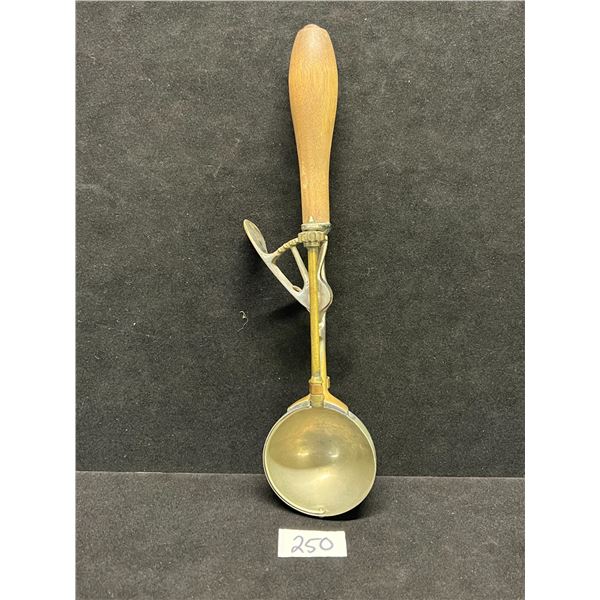 Vintage Gilchrist's No. 3 Mechanical Ice Cream Scoop 11"