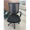 Image 1 : New Mesh Back Office Chair with Fabric Seat