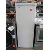 Image 1 : Compact Upright Freezer