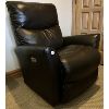 Image 2 : LAZY-BOY LEATHER MOTORIZED ADJUSTABLE ARM CHAIRS