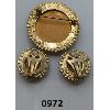 Image 2 : VINTAGE GOLD TONED & RED GLASS EARRINGS W/ BROACH