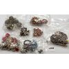 Image 1 : JOB LOT - ASSORTED COSTUME JEWELRY - BROKEN 