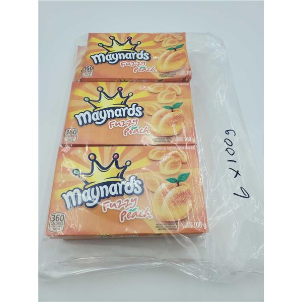 Maynards Fuzzy Peach Candy (6 x 100g)
