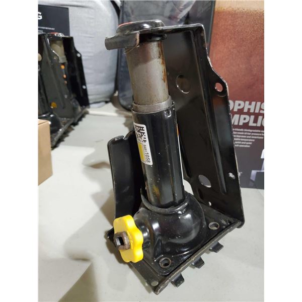 *NEW* GM Automotive Jack - Maximum Weight Load 1800 Kg