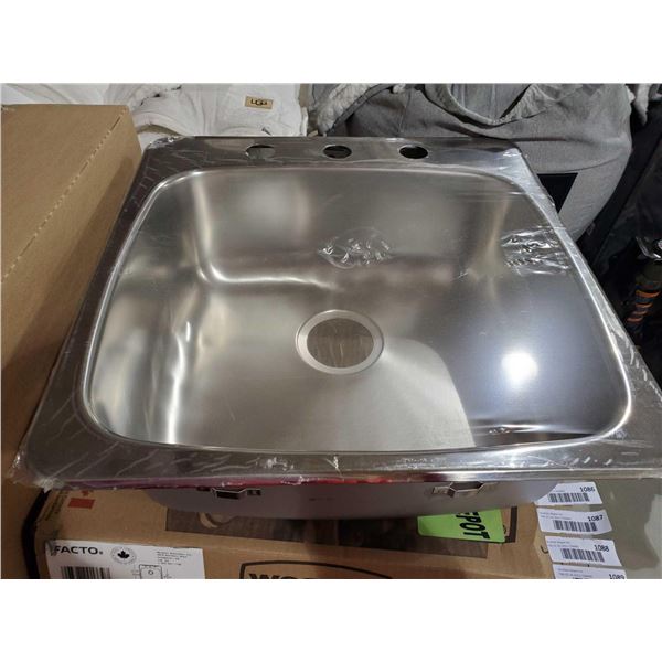 *NEW* Wessan Stainless Steel Single bowl drop-in sink.  20 ½” x 20” (52 cm x 51 cm). Centre-rear was