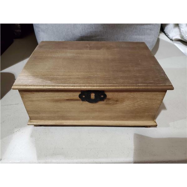 *NEW* Wooden Trinket Box