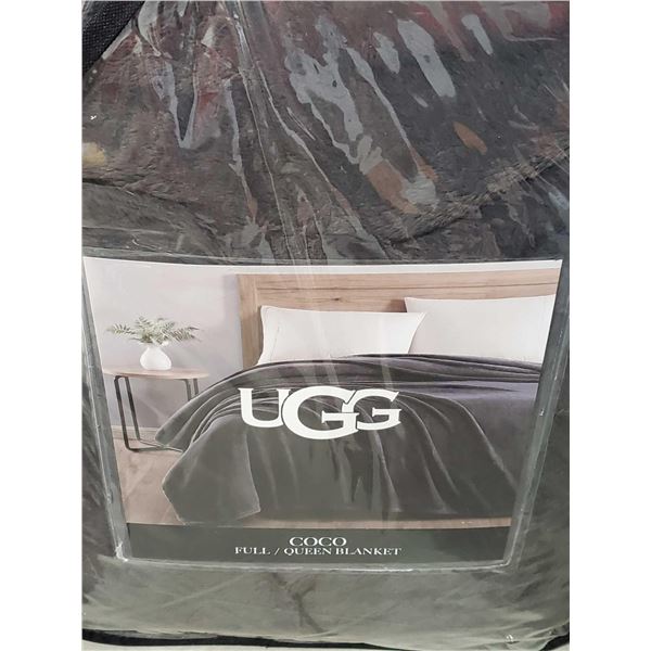 *NEW* UGG Brand COCO Queen Blanket - Dark Grey