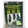 Image 1 : NEW GARDENING APRON WITH BUILT IN GARBAGE BAG