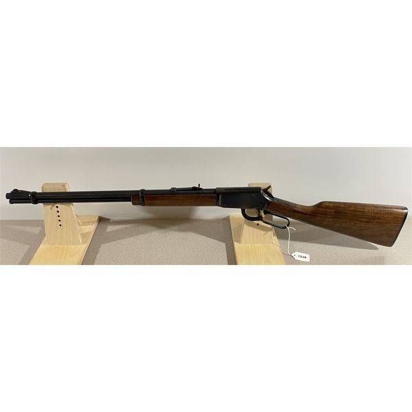 WINCHESTER MODEL 9422M IN .22 MAG