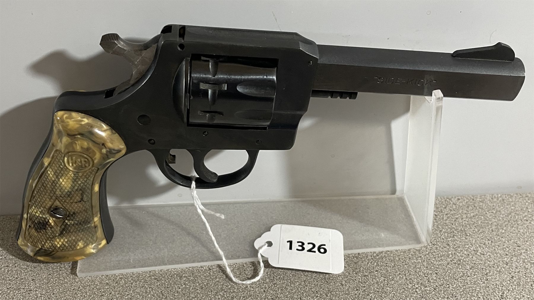 H R MODEL 929 SIDEKICK IN 22 LR PROHIB CLASS Kidd Family Auctions h-r-model-929-sidekick-in-22-lr-prohib-class-kidd-family-auctions