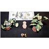 Image 1 : GODZILLA FLATIRON BUILDING MINIATURE OFFICE PLANTS AND VASES