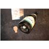 Image 2 : ZZ-CLEARANCE MEET WALLY SPARKS F/X CHAMPAGNE BOTTLE THAT BLOWS CORK OFF 2