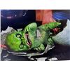 Image 4 : V TV SERIES [1984] SCREEN USED ALIEN BABY