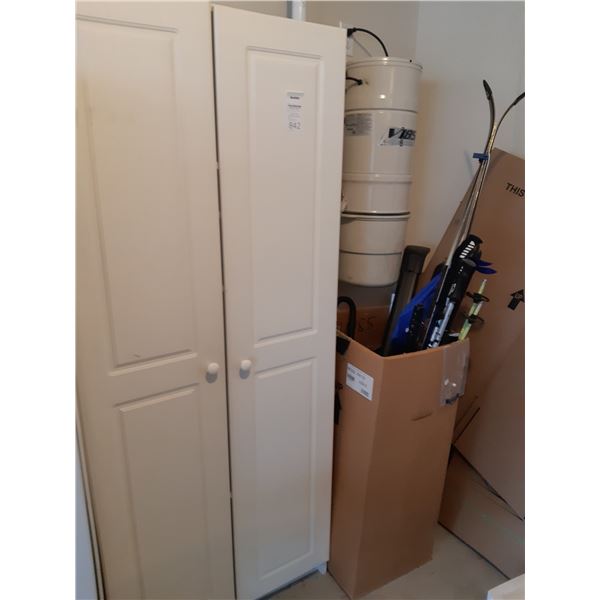 Cupboard & Ski's Cat C