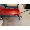 Image 2 : Radio Flyer Cart Cat B