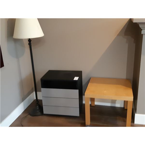 Table, Lamp & Cupboard Cat C