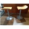 Image 5 : Saddle Kitchen Stools Cat B