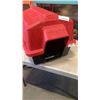 Image 2 : RED PETMATE PET CARRIER