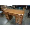 Image 2 : MAPLE DOUBLE PEDESTAL DESK