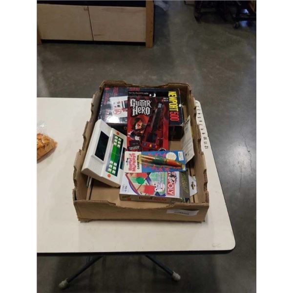 TRAY OF VINTAGE VIDEO AND HANDHELD GAMES