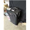 Image 2 : NEW SWISS GEAR NEO LITE 3 LOCKING ROLLING LUGGAGE