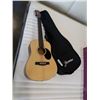 Image 1 : JASMINE DRADNOUGHT MINI ACOUSTIC GUITAR WITH CARRYING BAG