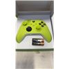 Image 2 : AS NEW XBOX SERIES X/S ONE CONTROLLER ELECTRIC VOLT