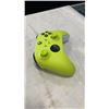 Image 3 : AS NEW XBOX SERIES X/S ONE CONTROLLER ELECTRIC VOLT