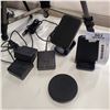 Image 1 : 3 AS NEW WIRELESS MOBILE PHONE CHARGING DOCKS