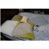 Image 1 : 4 DESIGNER THROW PILLOWS AND SAFAVIEH THROW BLANKET 50 X 70 INCH