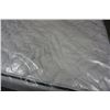 Image 3 : QUEEN SIZE SEALY POSTUREPEDIC TIGHT TOP MATTRESS