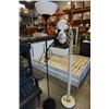 Image 1 : 5 HEAD FLOOR LAMP AND FLOOR LAMP WITH FLEXIBLE READING LAMP