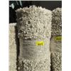 Image 1 : 5' x 7' Beige Shag Area Carpet - Store Return